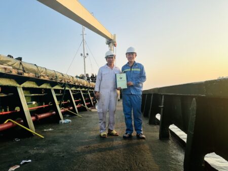 z7661054404909 9236418d5097dc12665f01784f31b90f